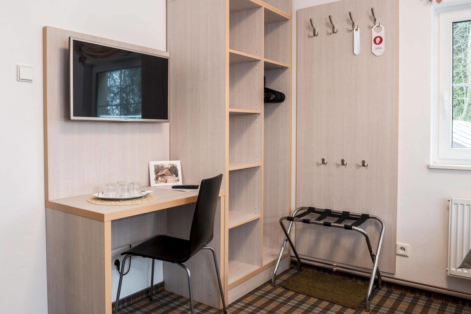 Horský Hotel Dobrá Chata Stachy Esterno foto
