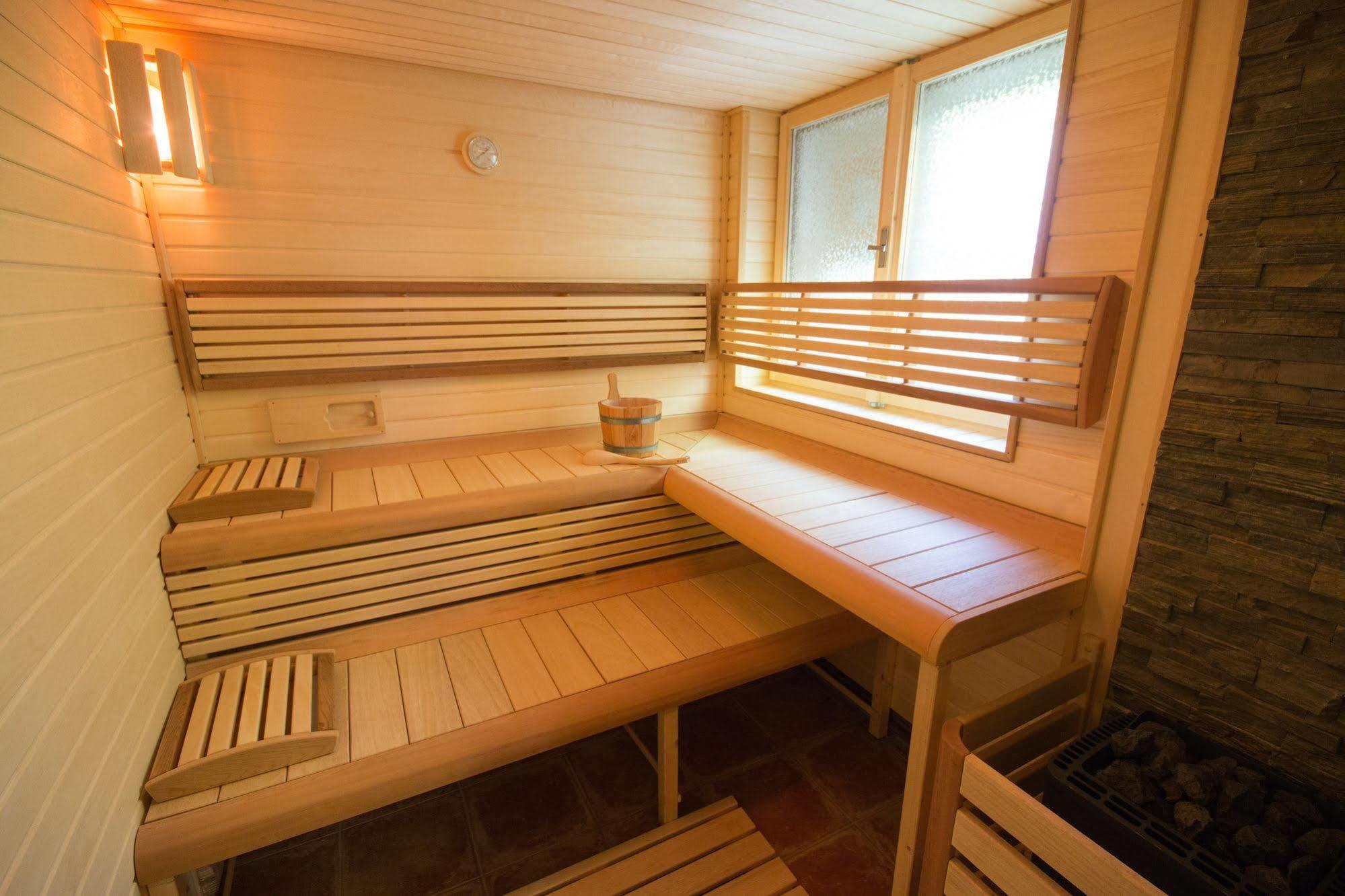 Horský Hotel Dobrá Chata Stachy Esterno foto