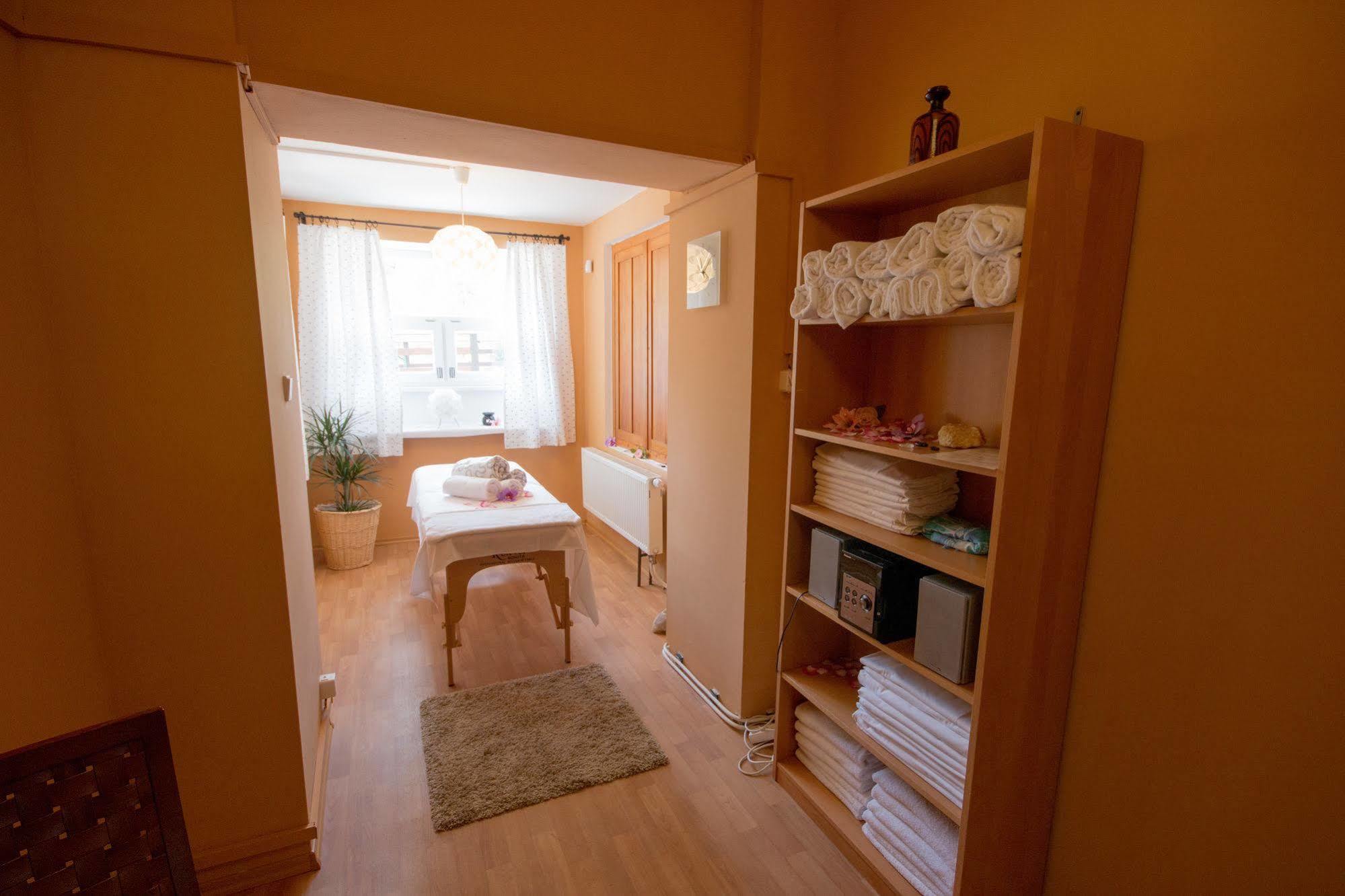 Horský Hotel Dobrá Chata Stachy Esterno foto